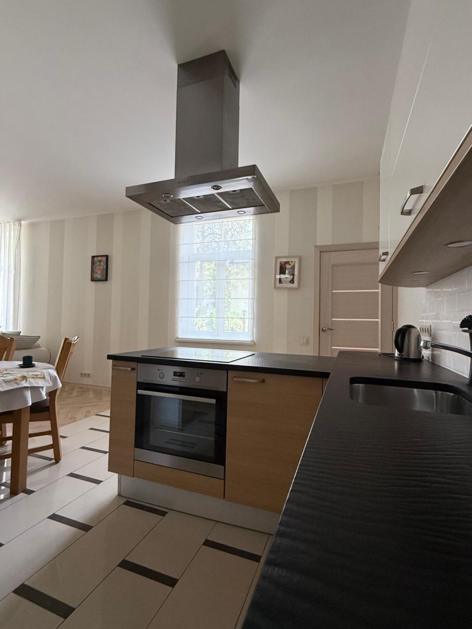 Amber Coast & Sea Aparthotel ยูร์มาลา ภายนอก รูปภาพ